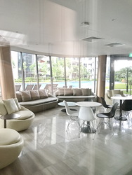 Lakeville (D22), Condominium #203772981
